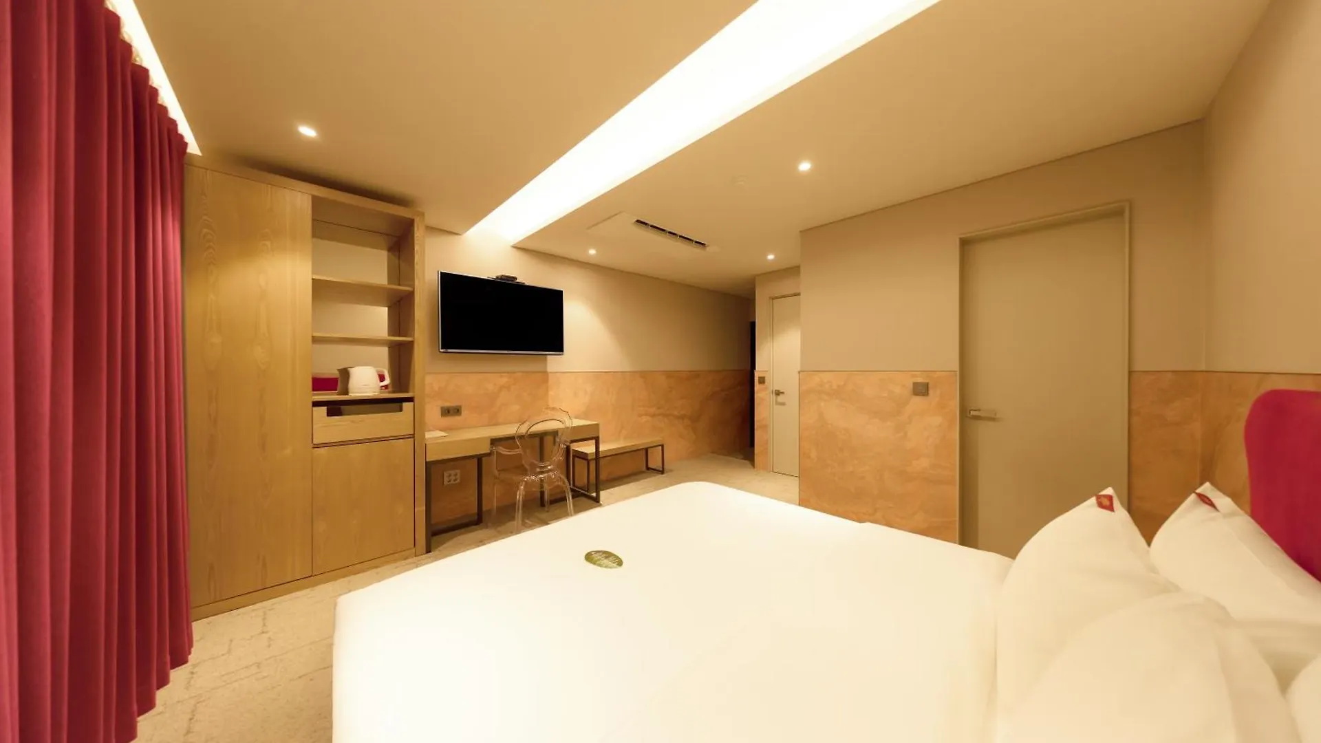 Capace Hotel Gangnam Seoul 3*,  South Korea