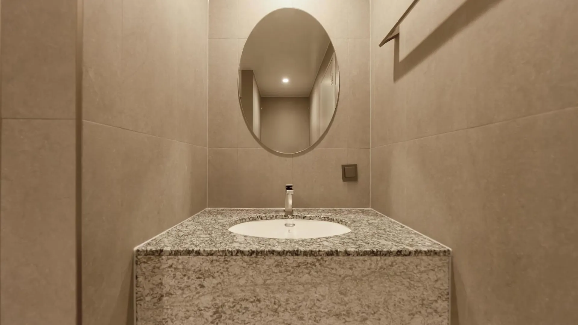 Capace Hotel Gangnam Seoul 3*,