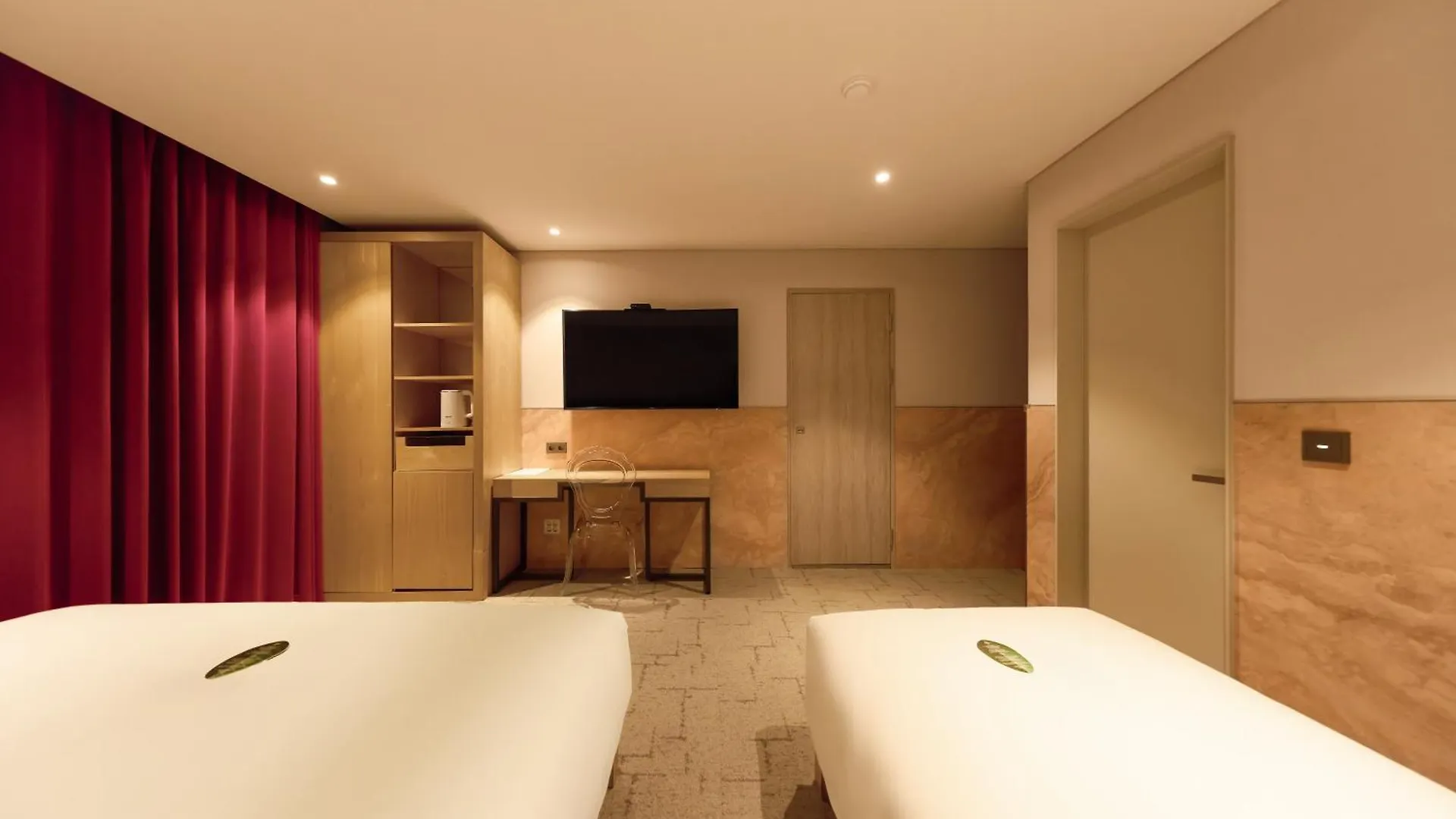 Capace Hotel Gangnam Seoul 3*,  Südkorea